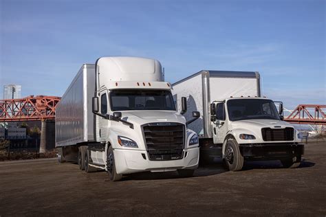 box truck electric|freightliner electric semi truck.